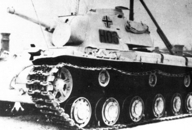 KV-1 (first model equipped with L-11 gun). The 1st Tank Regiment. Winter 1942.