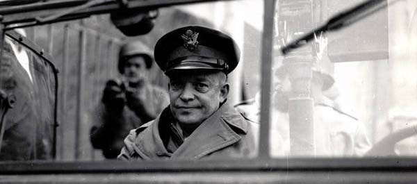 Gen. Dwight D. Eisenhower, Supreme Allied Commander, tours the front lines. (National Archives)