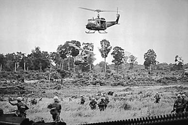 http://www.25idl.army.mil/ArmyMuseumDerussy/my%20webs/museum/images/Vietnam%20Air.jpg