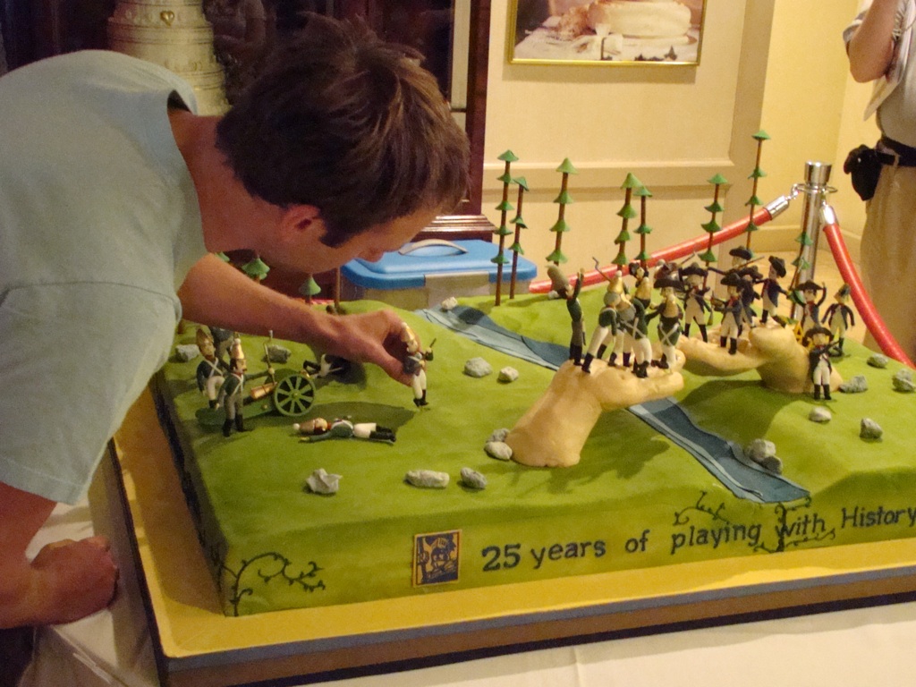 02-historicon-25th-anniversary-cake