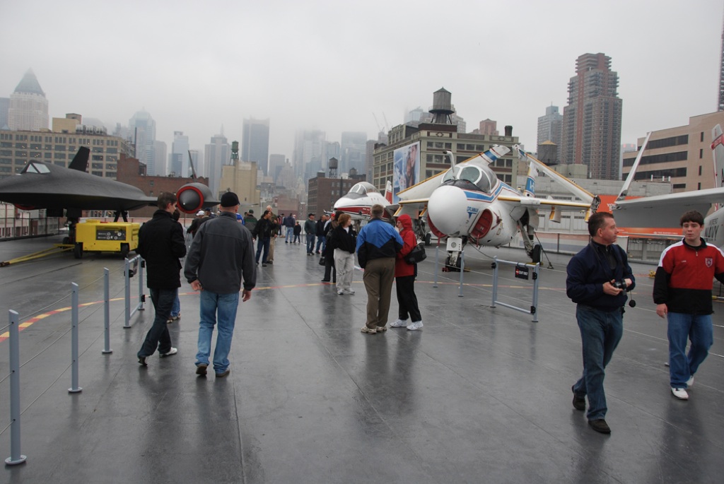 intrepid-flight-deck.jpg