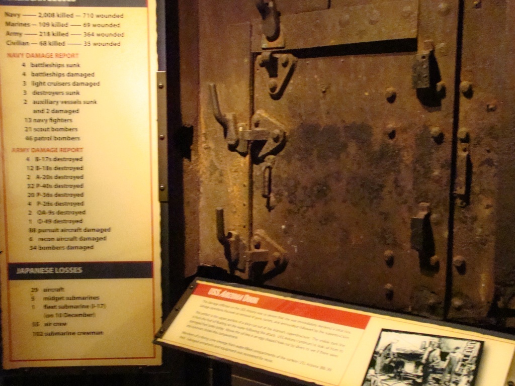 05-uss-arizona-door
