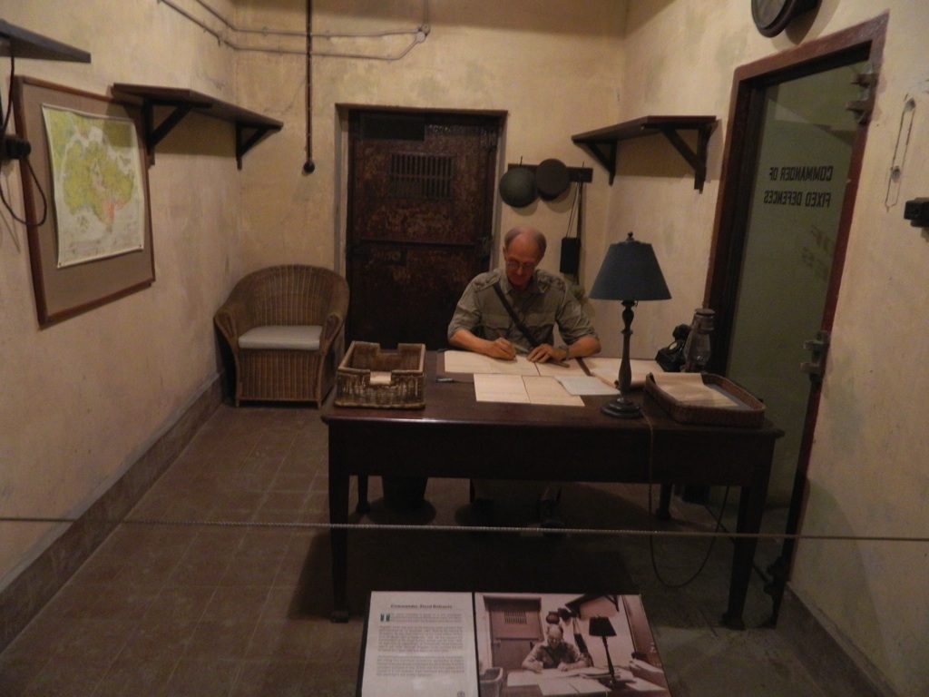 06-commander-of-fixed-defences