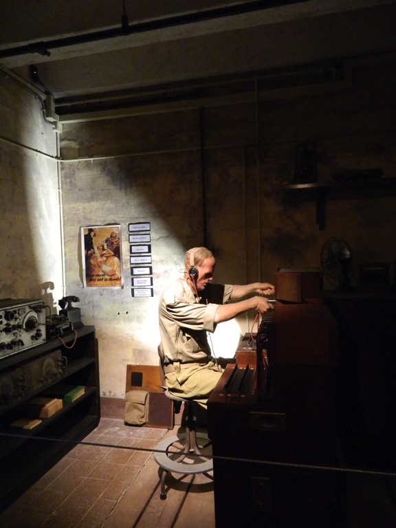 07-radio-museum-room-fort-canning