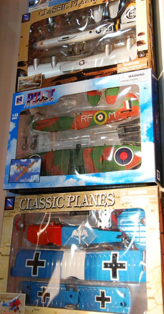 009-toyfair-009
