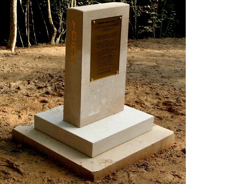 sgt-york-monument-tablet.jpg